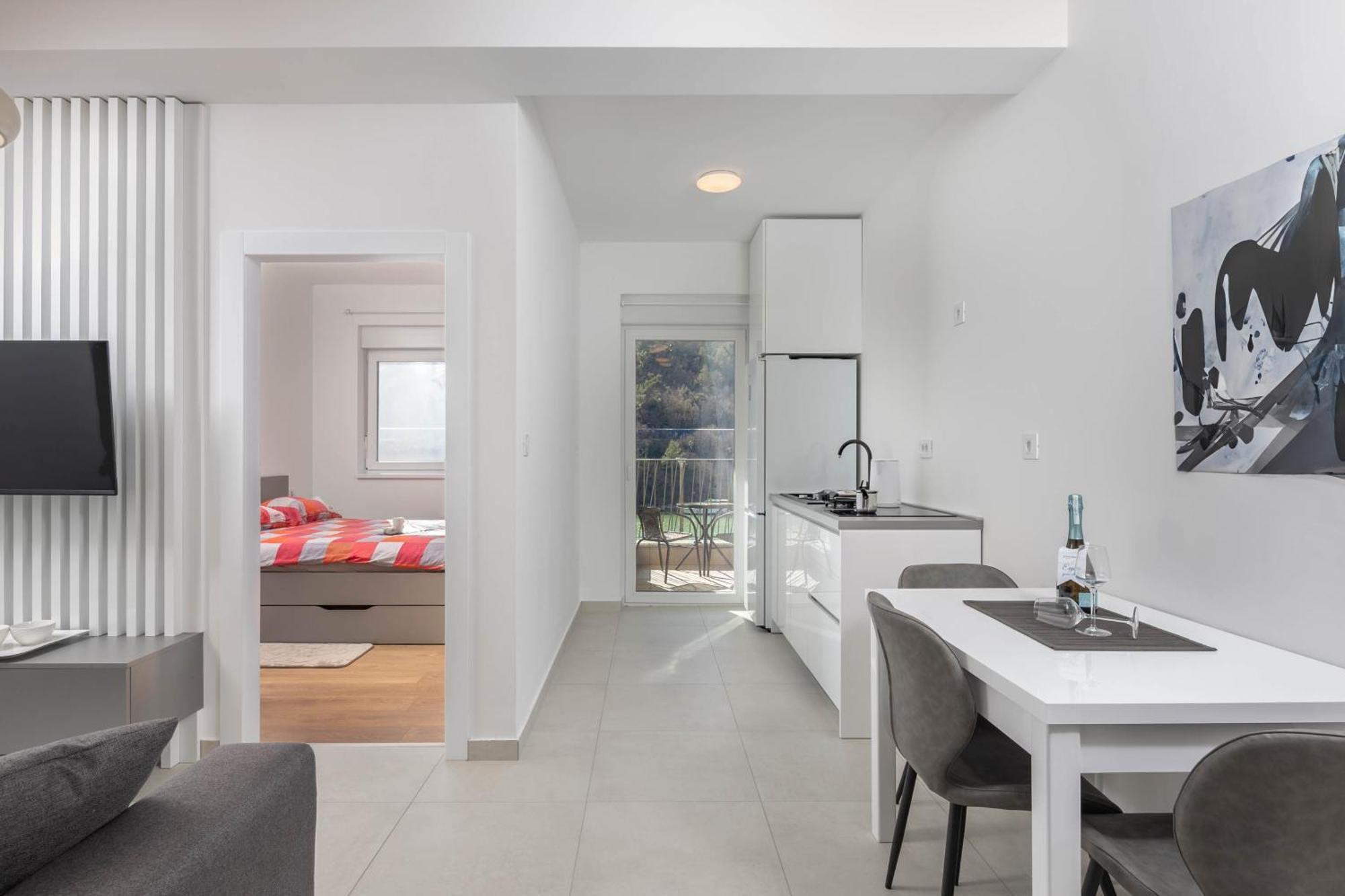 Seafront Villa Andrijana - Happy Rentals Plomin Exteriér fotografie