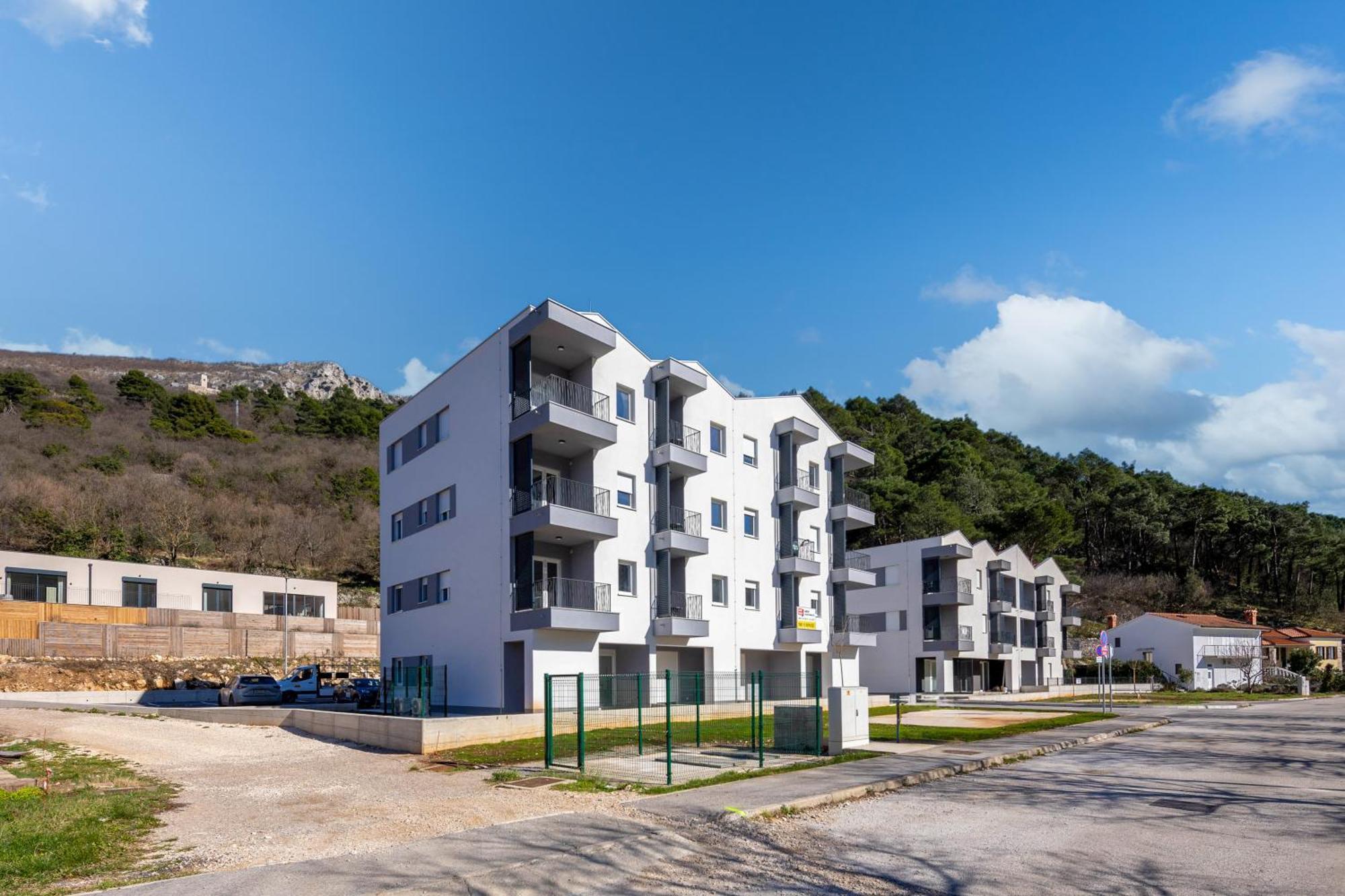 Seafront Villa Andrijana - Happy Rentals Plomin Exteriér fotografie